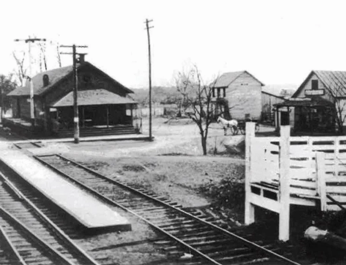 Depot train tracks